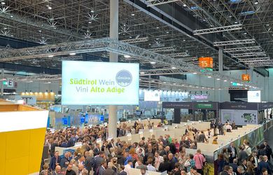 /images/content/129025_14150_2_C_390_250_2106_6770716/foto-3-prowein-big-bottle-get-together.jpg